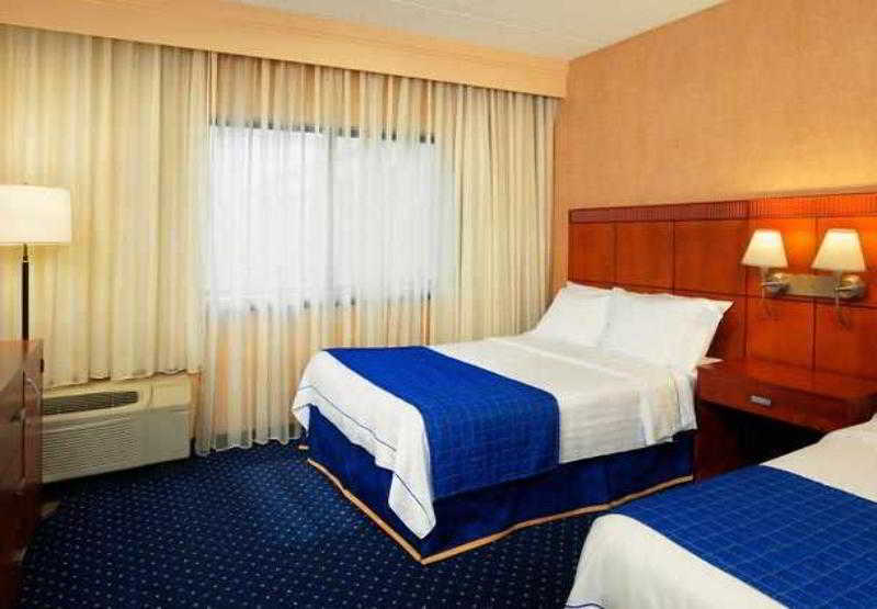 Hotel Courtyard Chicago Oakbrook Terrace Esterno foto